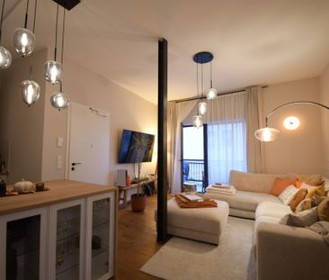 5951 - Höchst attraktive 3-Zimmer-Obergeschosswohnung mit EBK und B... - Photo 1