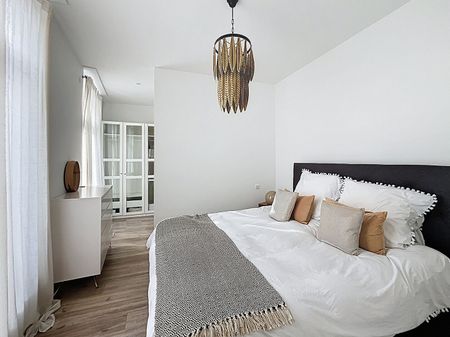 Appartement à louer - REIMS HYPER CENTRE -PROCHE CATHEDRALE - Photo 3