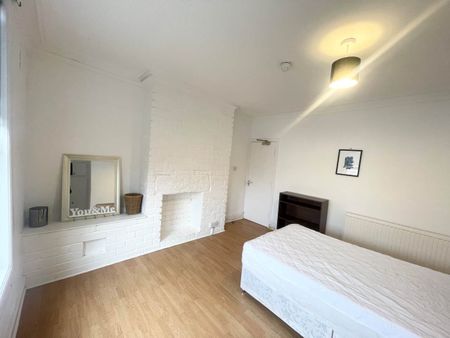 Lucas Street (room 3), Headingley, Leeds - Photo 5