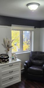 Maison de ville à louer - 3 étages - Arrondissement Jacques-Cartier - Photo 3