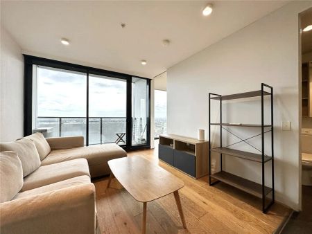 “FURNISHED BREATHTAKING TWO BEDROOM TWO BATHROOM APARTMENT LOCATED IN 33M MELBOURNE CBD!!!” - Photo 2