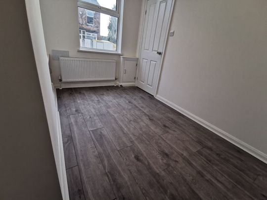 3 Bed Terraced House, Warwick Road, B11 - Photo 1