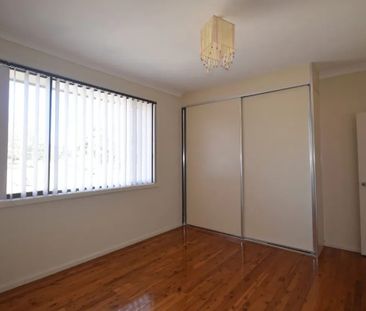 Spacious House - Photo 1