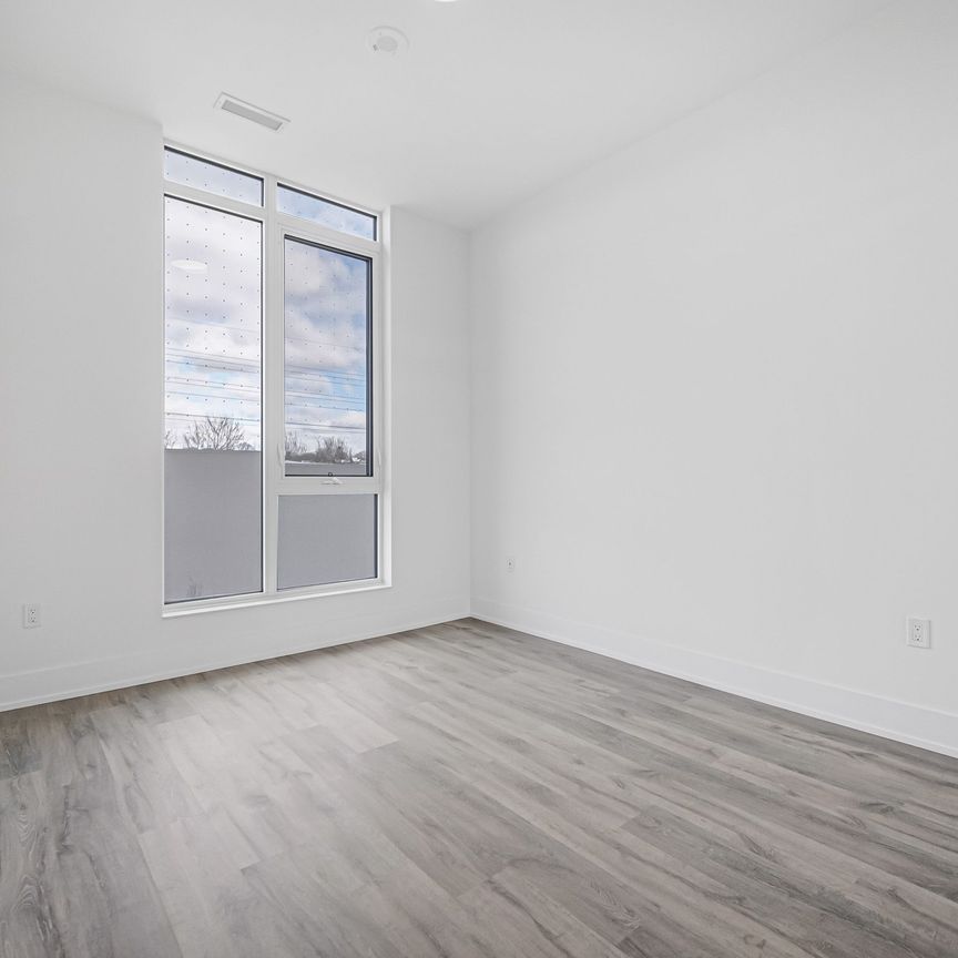 For Lease - 858 Dupont Street Unit# 206, Toronto, Ontario - Photo 1
