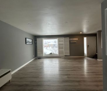 For Lease - 9 Amethyst Rd Road Unit# Main Floor, Toronto, Ontario - Photo 1