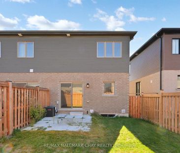 For Lease - 37 Turnberry Lane, Barrie, Ontario - Photo 6