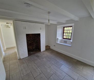 2 bedroom cottage to rent - Photo 2