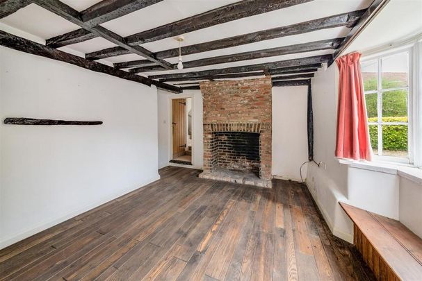 2 bedroom cottage to rent - Photo 1