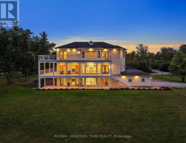 4069 NIAGARA RIVER PARKWAY — 3 Bedroom - Photo 1
