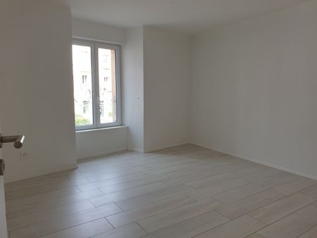 Grand appartement de 2 pièces au centre de Boudry avec ascenseur - Foto 4