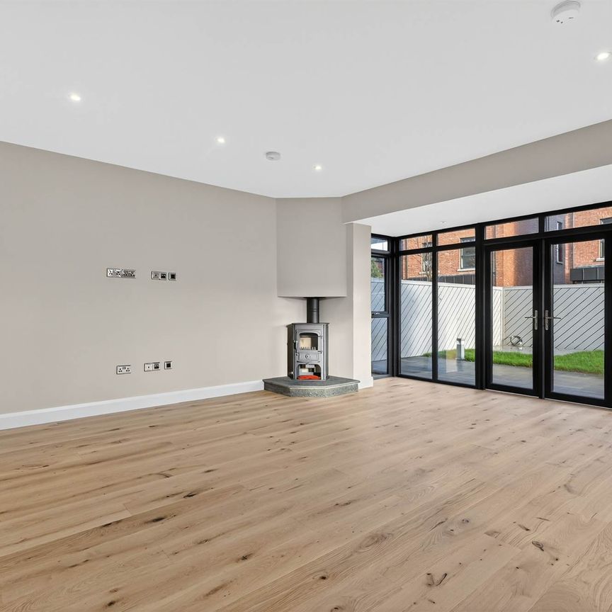 2 Ormiston Park, Belfast, BT4 3JT - Photo 1