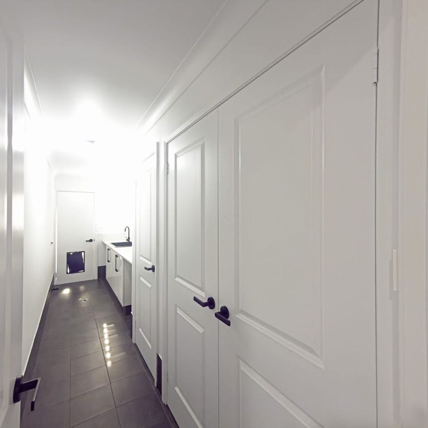 STUNNING 4 BEDROOM HOME IN SOUGHT AFTER MARSDEN HEIGHTS ESTATE - Photo 1