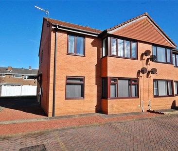 Farnham Close, Newton Hall, Durham, DH1 - Photo 4