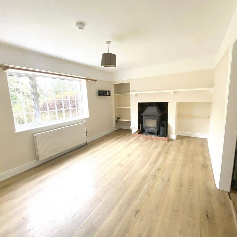 3 bedroom semi-detached house to rent - Photo 1