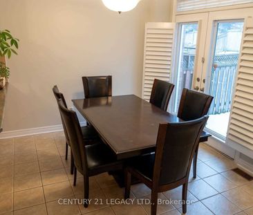 For Lease - 20 Trailside Walk, Brampton, Ontario - Photo 3