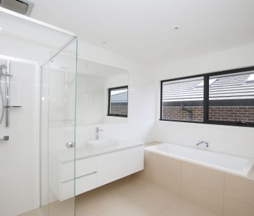 23 Bulkara Avenue, Forest Hill - Photo 4