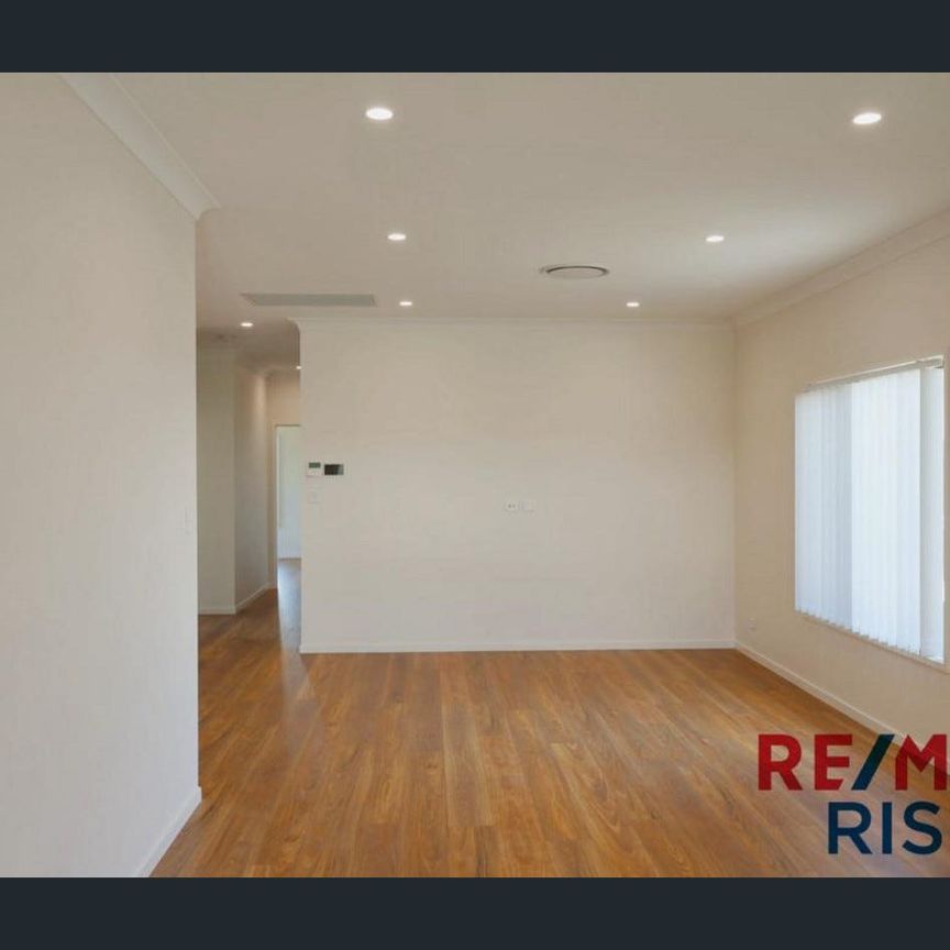 A Family Home You’ll Love – With Views You’ll Never Forget - Photo 1