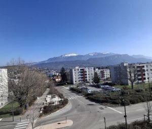 Location Appartement à VOIRON - Photo 4
