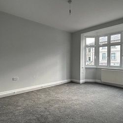 High Street, Broadstairs, CT10 1JB, Kent - Photo 1