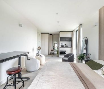 Studio to rent - Photo 1