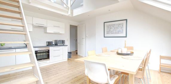 Penthouse te huur in Elsene voor € 1.300 met 1 slaapkamer - Foto 2