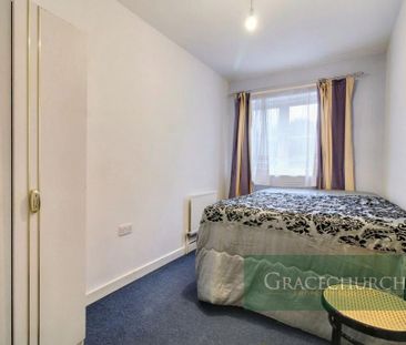 1 bedroom in a house share to rent - Photo 6