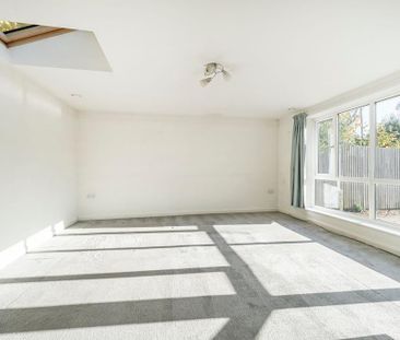 2 bedroom detached bungalow to rent - Photo 4