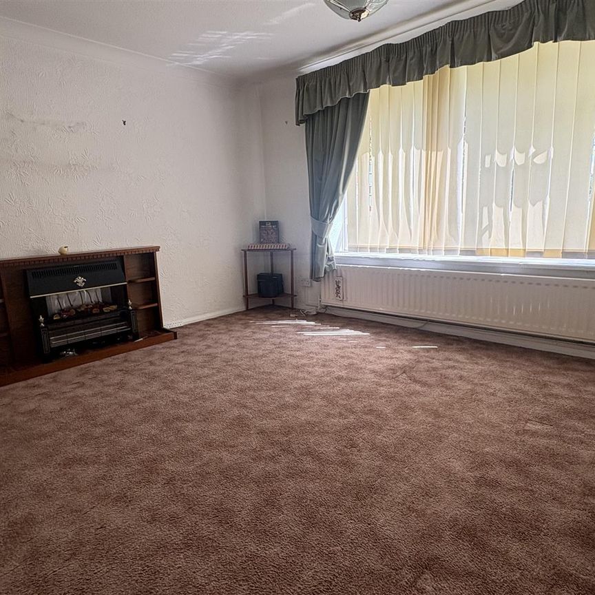 To Let - Photo 1