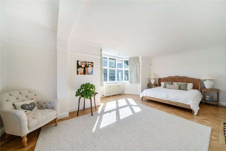 An exquisite Edwardian home set in a prestigious sought after location. - Photo 5