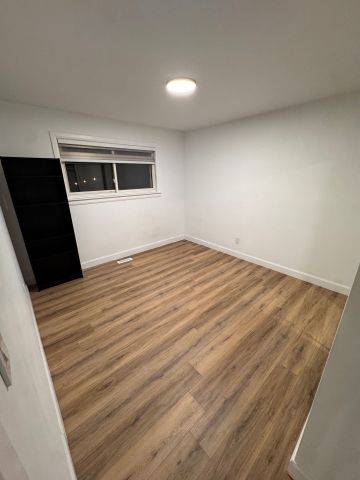 For Lease - 959 Mohawk Road Unit# Main, Hamilton, Ontario - Photo 5