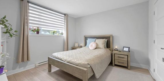 Magnifique condo avec 2 chambres et un bureau - Photo 2