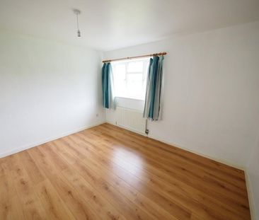 2 bedroom semi-detached house to rent - Photo 3