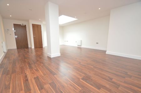 1 bedroom flat to rent - Photo 2