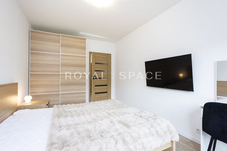 Eleganckie mieszkanie z dużym balkonem | Ceglana - Photo 5