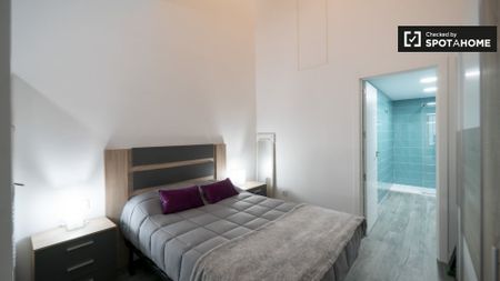 valencia, Valencian Community 46011 - Photo 5