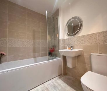 Wright Close, Handforth - Photo 4