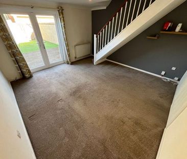 2 bedroom end of terrace house to rent - Photo 6