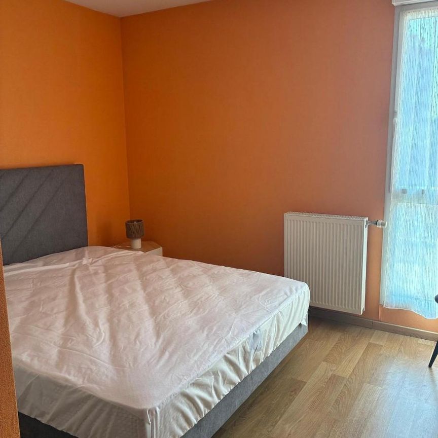 Location Appartement 3 pièces 71m² VICHY 03200 - Photo 1