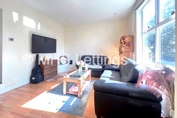 5 Bedroom End Terraced House for rent in Clarkson View - Photo 1