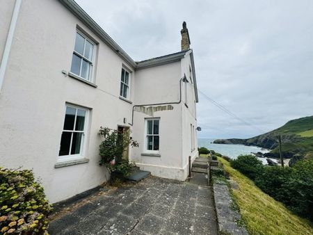 Llangrannog, Llandysul, SA44 - Photo 3