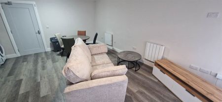 3b Lower William Street, Athy, County Kildare - Photo 2