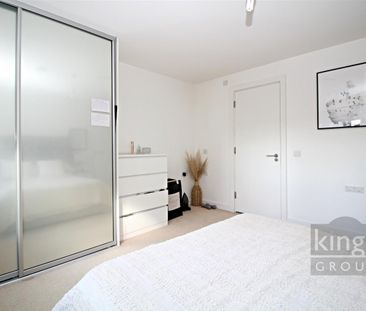 2 Bedroom Maisonette To Let - Photo 5
