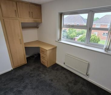 4 bedroom detached house to rent - Photo 1
