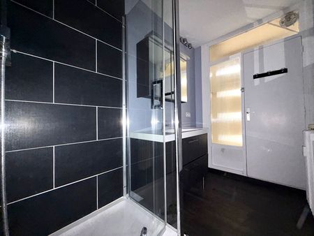 Location Appartement 4 pièces 77m² BREST 29200 - Photo 3