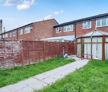 3 bedroom terraced house to rent - Photo 5