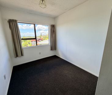 Large family home in Chatswood - Photo 2