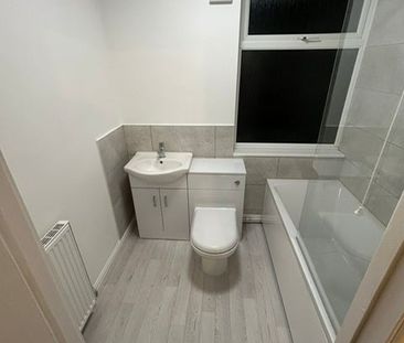 3 Bed Semi-Detached House, Portland Road, NG2 - Photo 4