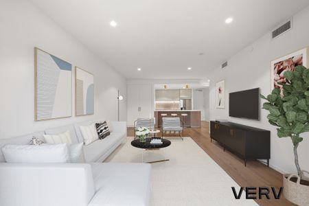 LUXURY APARTMENT IN THE HEART OF BRADDON - Photo 3