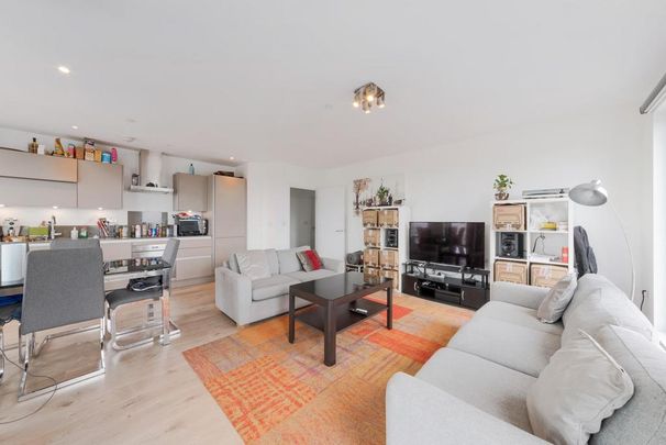 3 bedroom apartment to rent - Photo 1