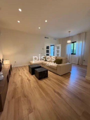 Casa pareada en alquiler en Croft - Photo 2